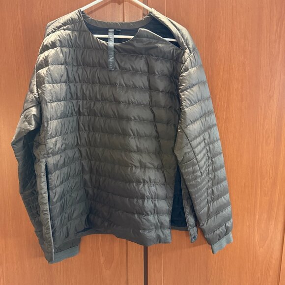 Lululemon Down Filled Sweatshirt Side 1/4 Zip Women's/unisex size L - Picture 5 of 7